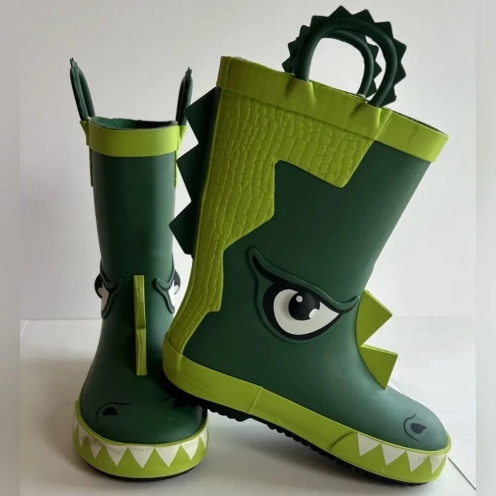 Member's Mark crocodile Boy's Easy Pull-On Lined Waterproof Rain Boots 9/10